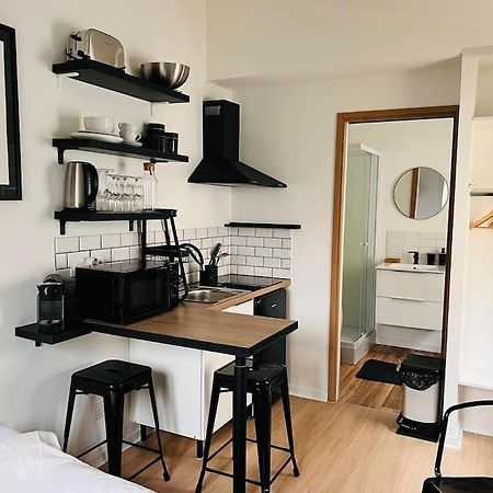 Apartamento La Petite Grange - 5 Mn Gare Sncf - Wifi & Netflix Niort Exterior foto