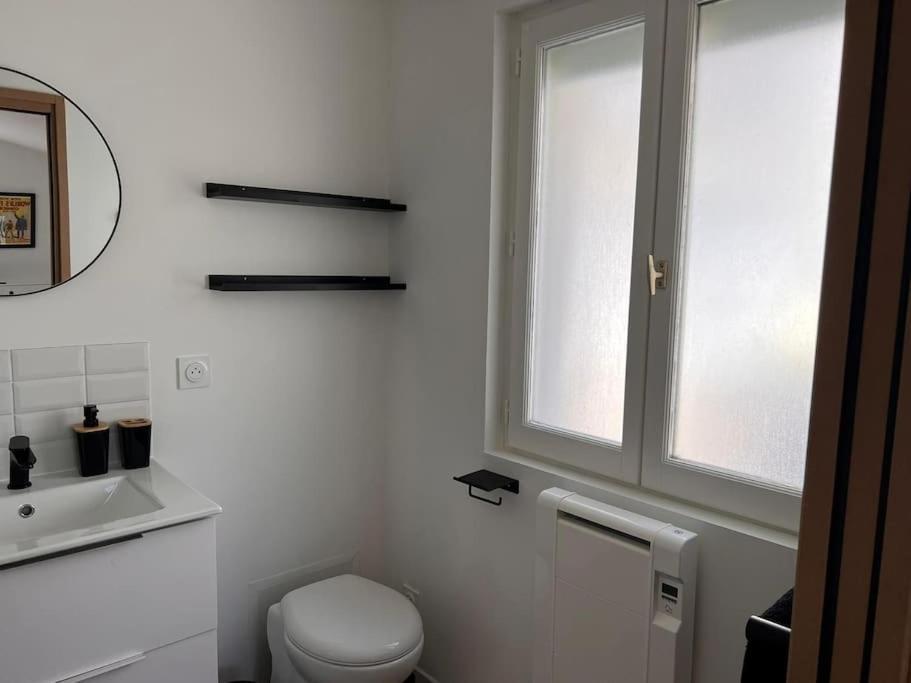 Apartamento La Petite Grange - 5 Mn Gare Sncf - Wifi & Netflix Niort Exterior foto